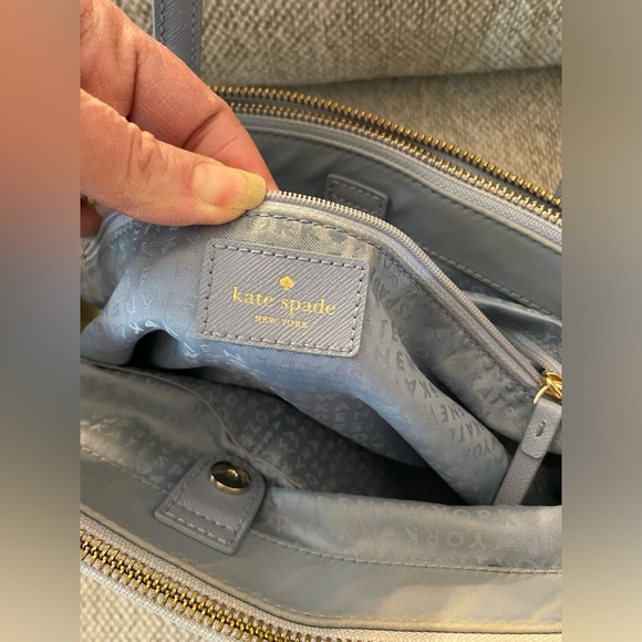 EUC Kate Spade Wilson Road Alyse Shoulders Cloud Bag/crossbody like new in & out - Picture 16 of 17